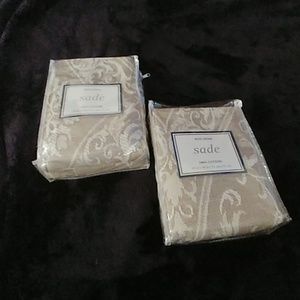 Safe 100% cotton king size shams (2)